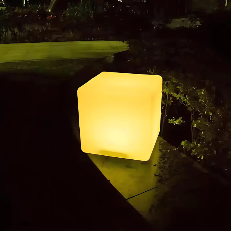 cubic-led-garden-light-with-remote-control-for-elegant-outdoor-decor-glaveri