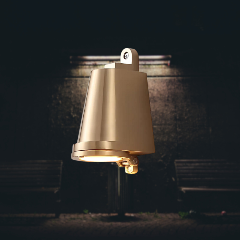 aluminium-outdoor-wall-lamp-elegant-design-for-home-and-garden-lighting-glaveri