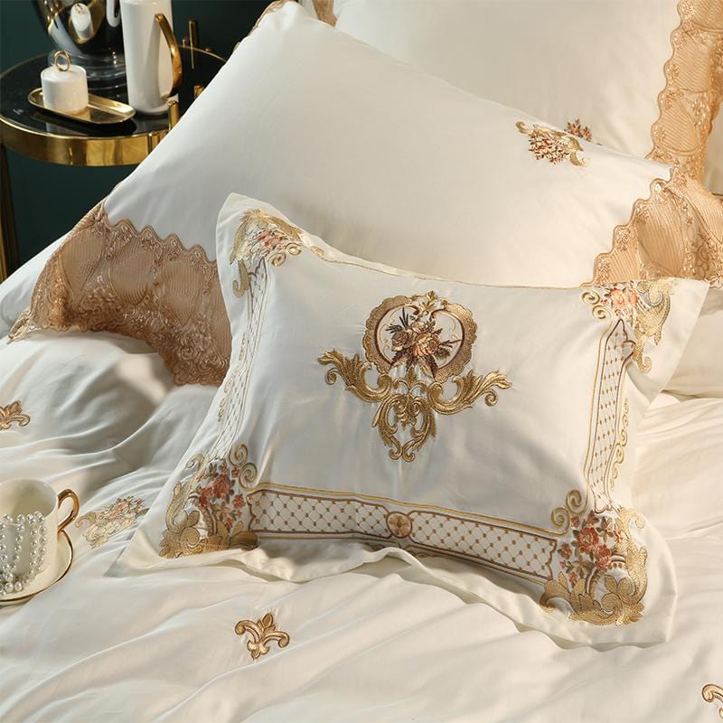 royal-embroidered-lace-bedding-set-for-luxurious-home-decor-glaveri