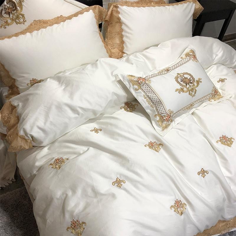 royal-embroidered-lace-bedding-set-for-luxurious-home-decor-glaveri