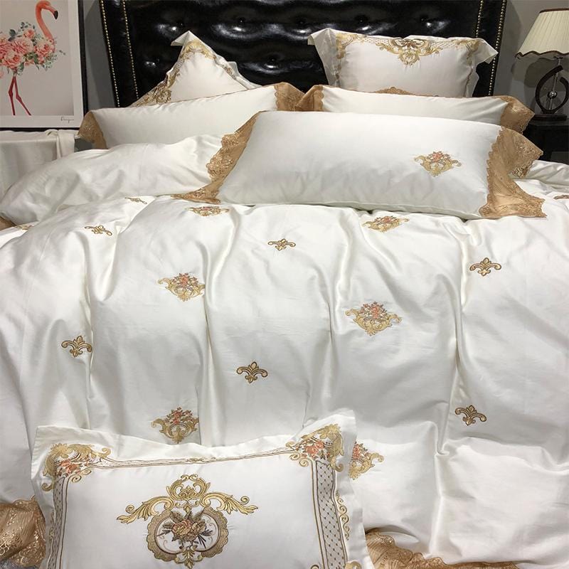 royal-embroidered-lace-bedding-set-for-luxurious-home-decor-glaveri