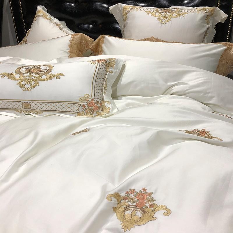 royal-embroidered-lace-bedding-set-for-luxurious-home-decor-glaveri