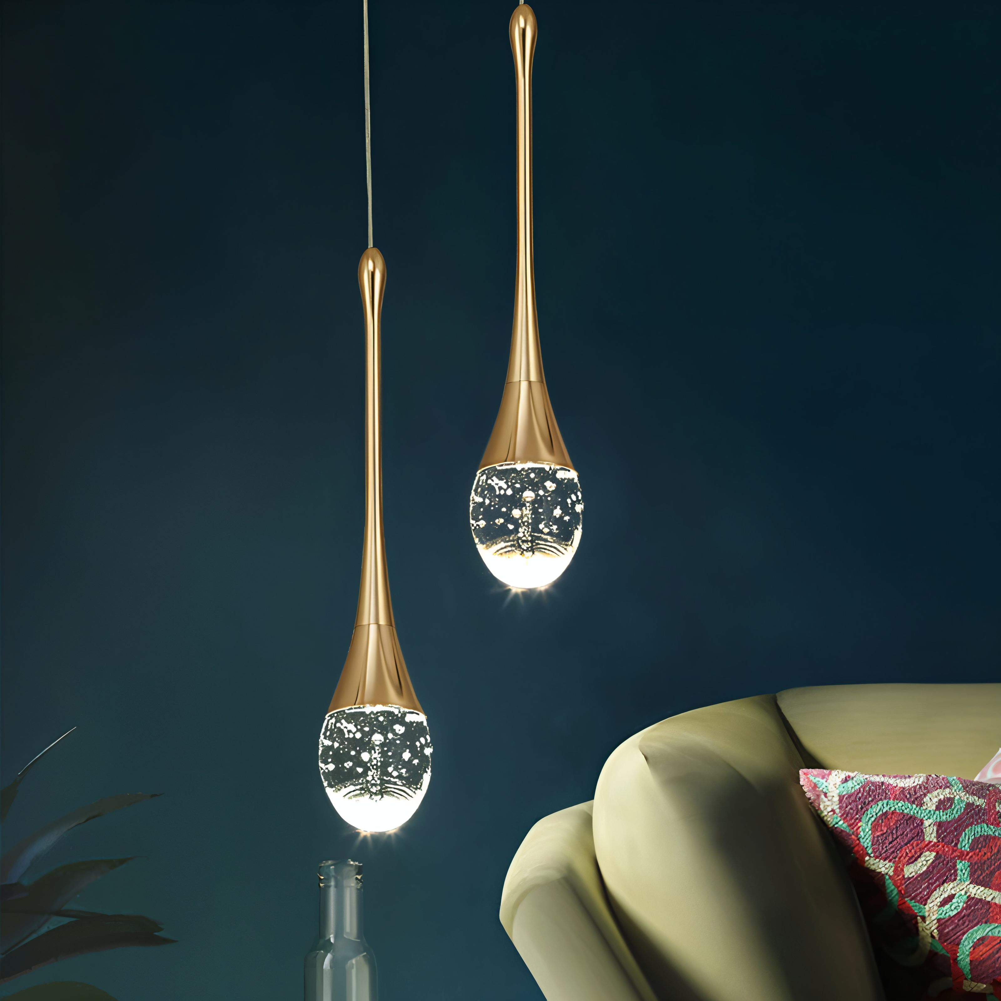elegant-glass-drop-shaped-pendant-light-for-home-and-office-decor-glaveri