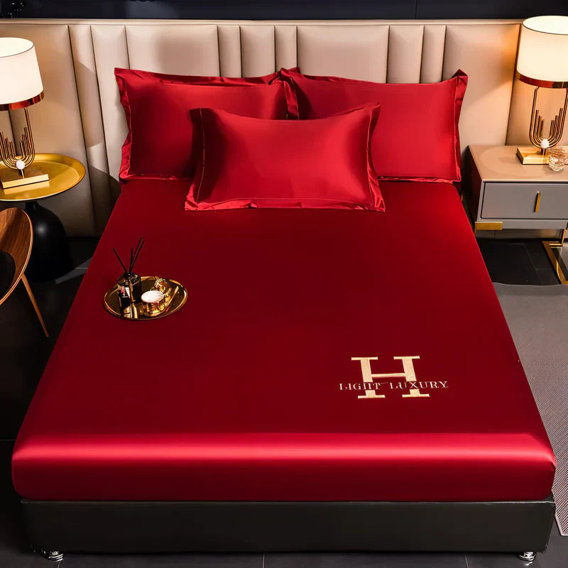 breathable-satin-fitted-sheet-for-luxurious-sleep-at-home-or-office-glaveri