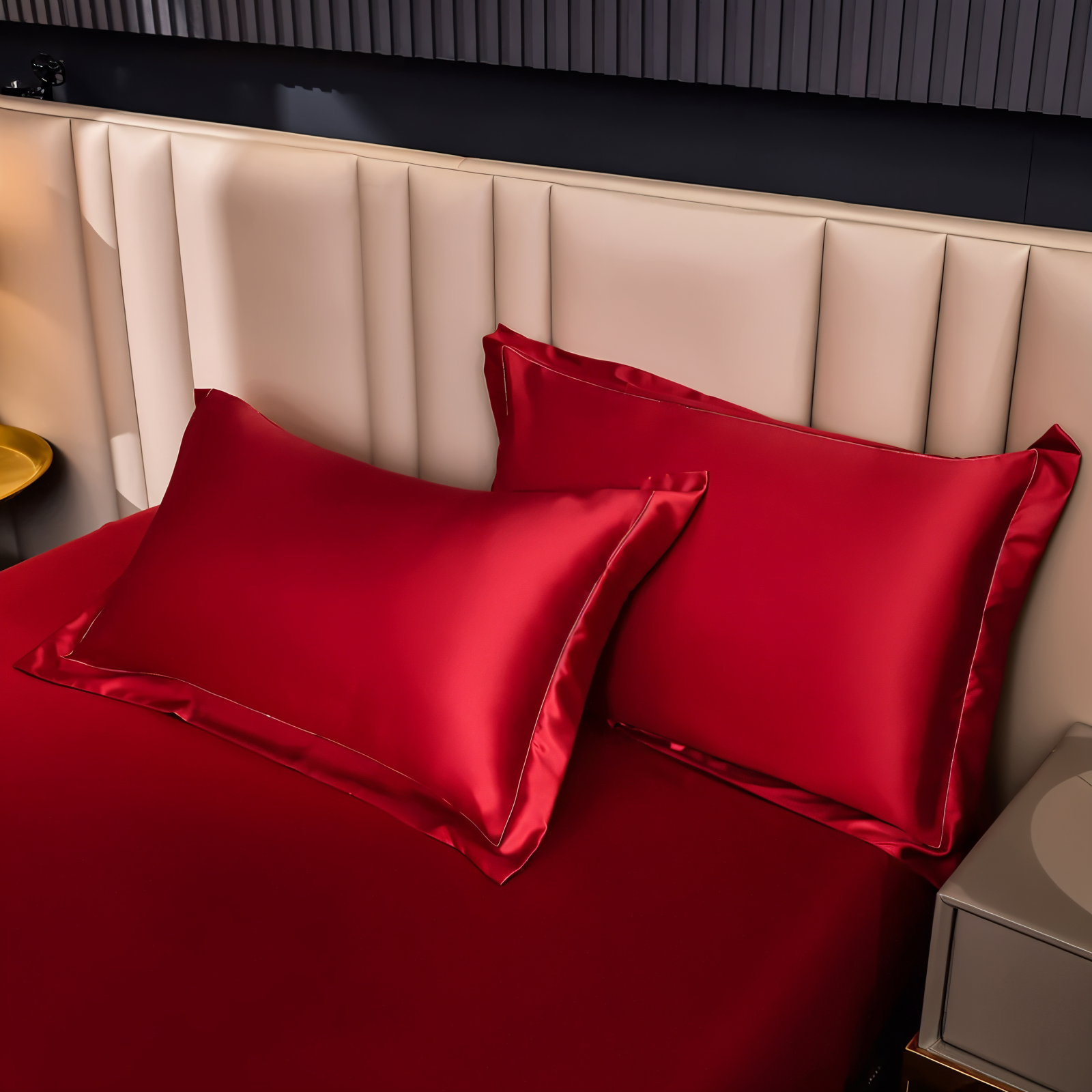 breathable-satin-fitted-sheet-for-luxurious-sleep-at-home-or-office-glaveri