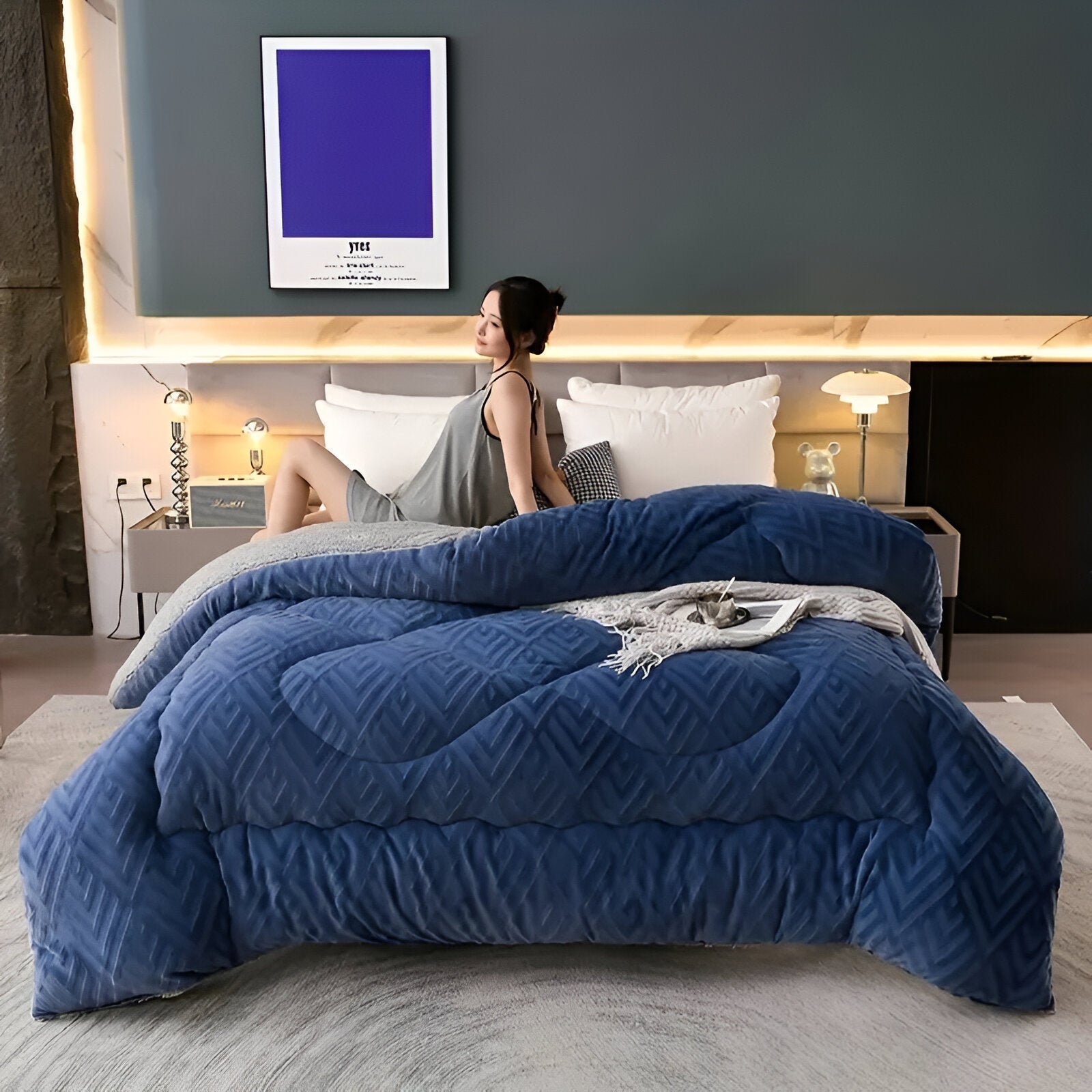 all-season-luxury-duvet-high-quality-plush-comfort-for-home-office-glaveri