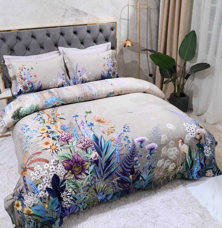 luxurious-floral-pattern-bedding-set-for-home-decor-and-comfort-glaveri