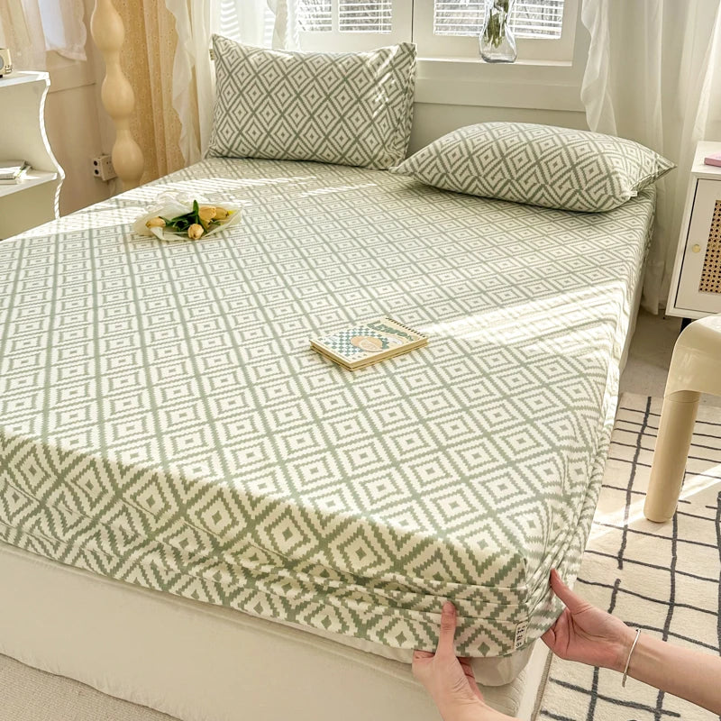 breathable-cotton-fitted-sheet-for-comfortable-sleep-at-home-glaveri