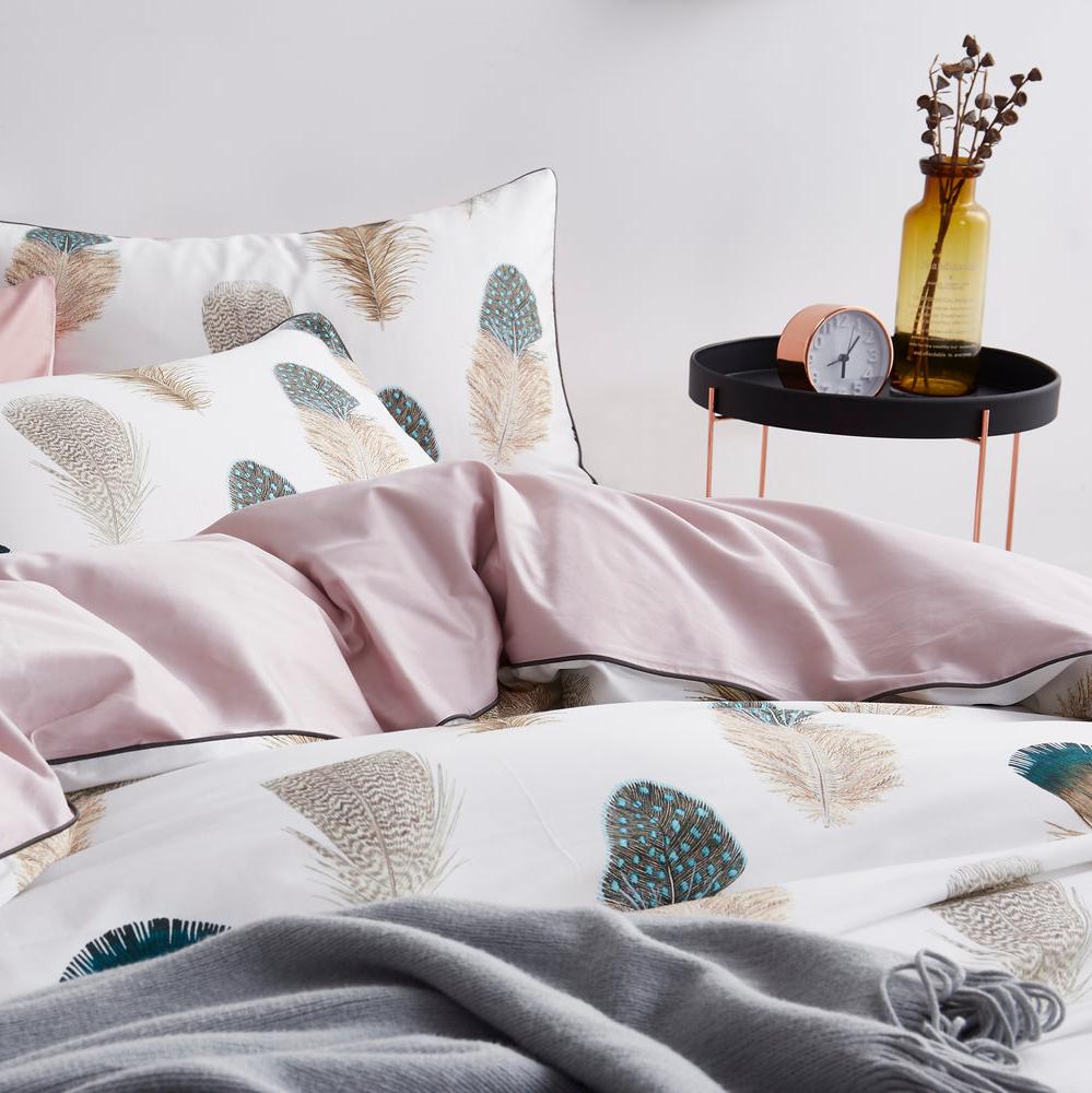 cotton-bedding-set-elegant-soft-and-cozy-for-home-comfort-glaveri