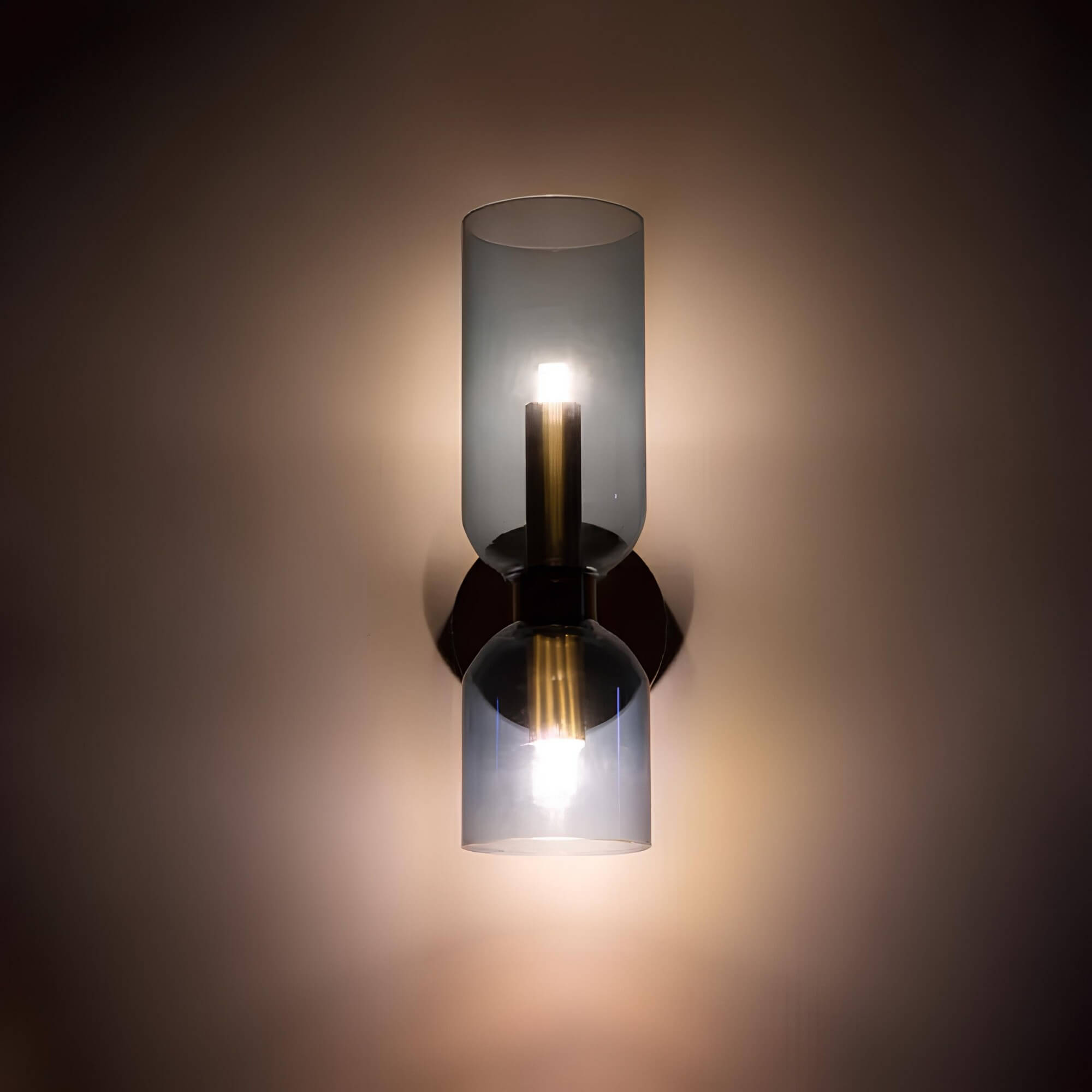double-layered-glass-wall-light-for-modern-home-ambience-and-style-glaveri