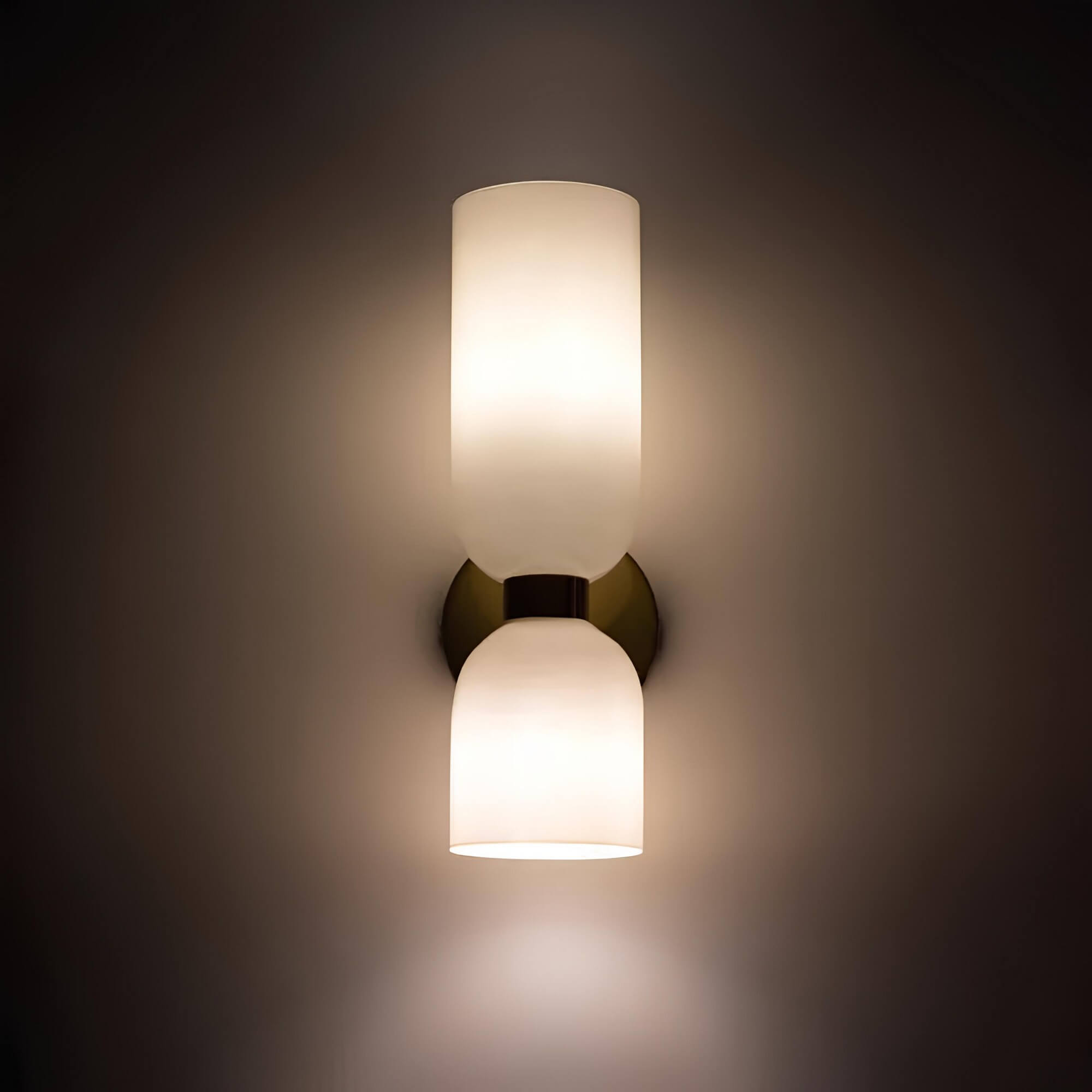 double-layered-glass-wall-light-for-modern-home-ambience-and-style-glaveri
