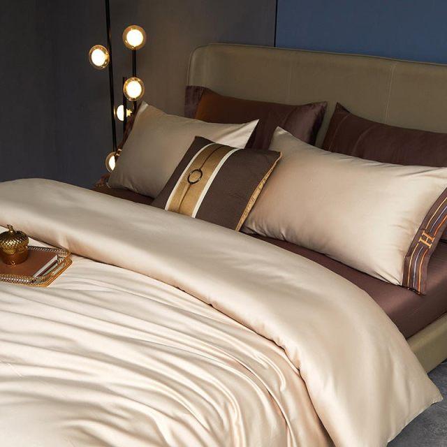 egyptian-cotton-luxury-bed-linen-set-for-home-comfort-and-style-glaveri
