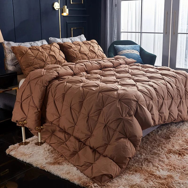 warm-bedding-for-winter-cozy-feather-comfort-for-home-and-office-glaveri