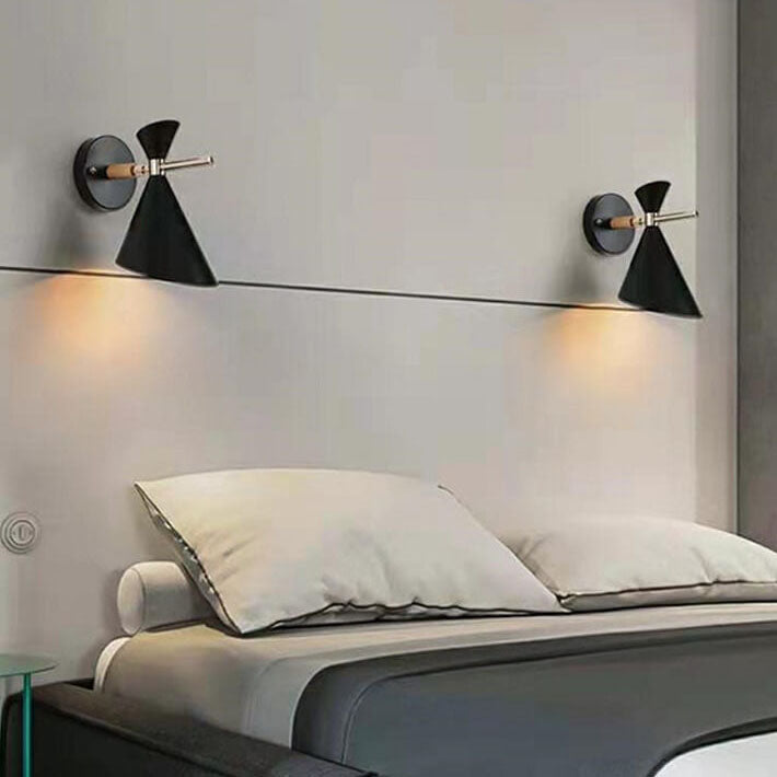 wall-light-with-horn-shade-for-home-and-office-decor-stylish-design-glaveri