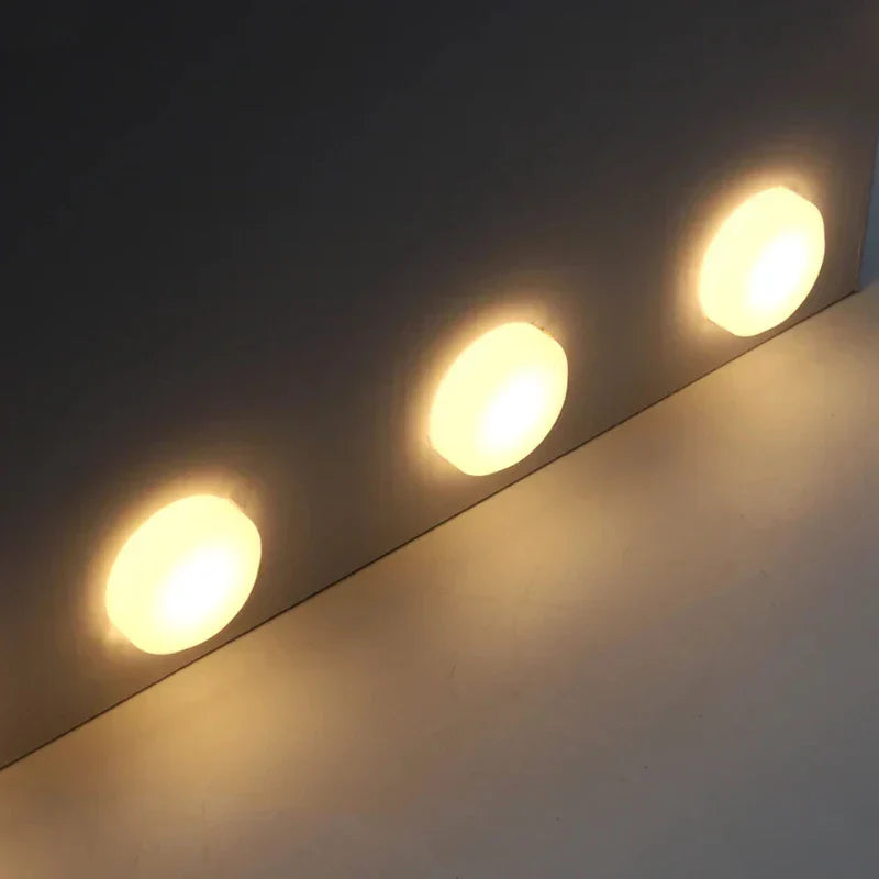 waterproof-led-wall-light-for-indoor-and-outdoor-use-elegant-design-glaveri