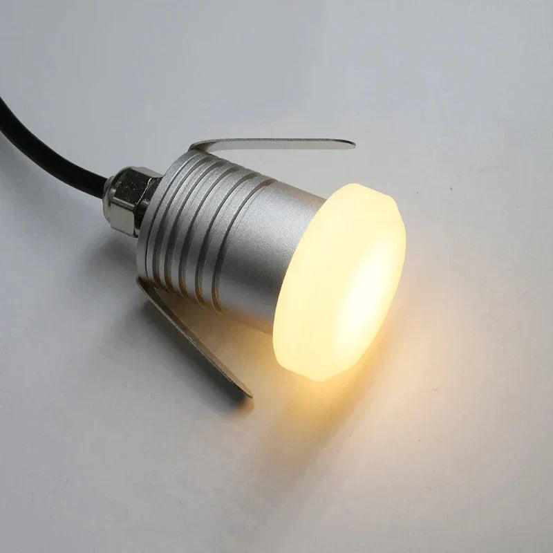 waterproof-led-wall-light-for-indoor-and-outdoor-use-elegant-design-glaveri