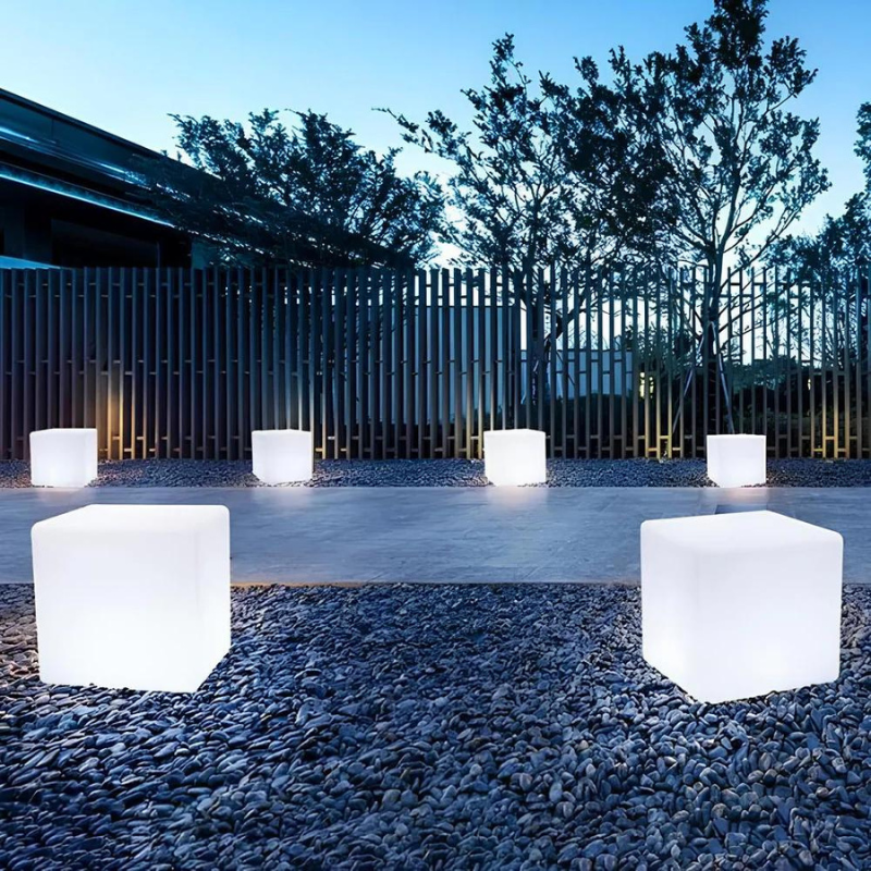cubic-led-garden-light-with-remote-control-for-elegant-outdoor-decor-glaveri
