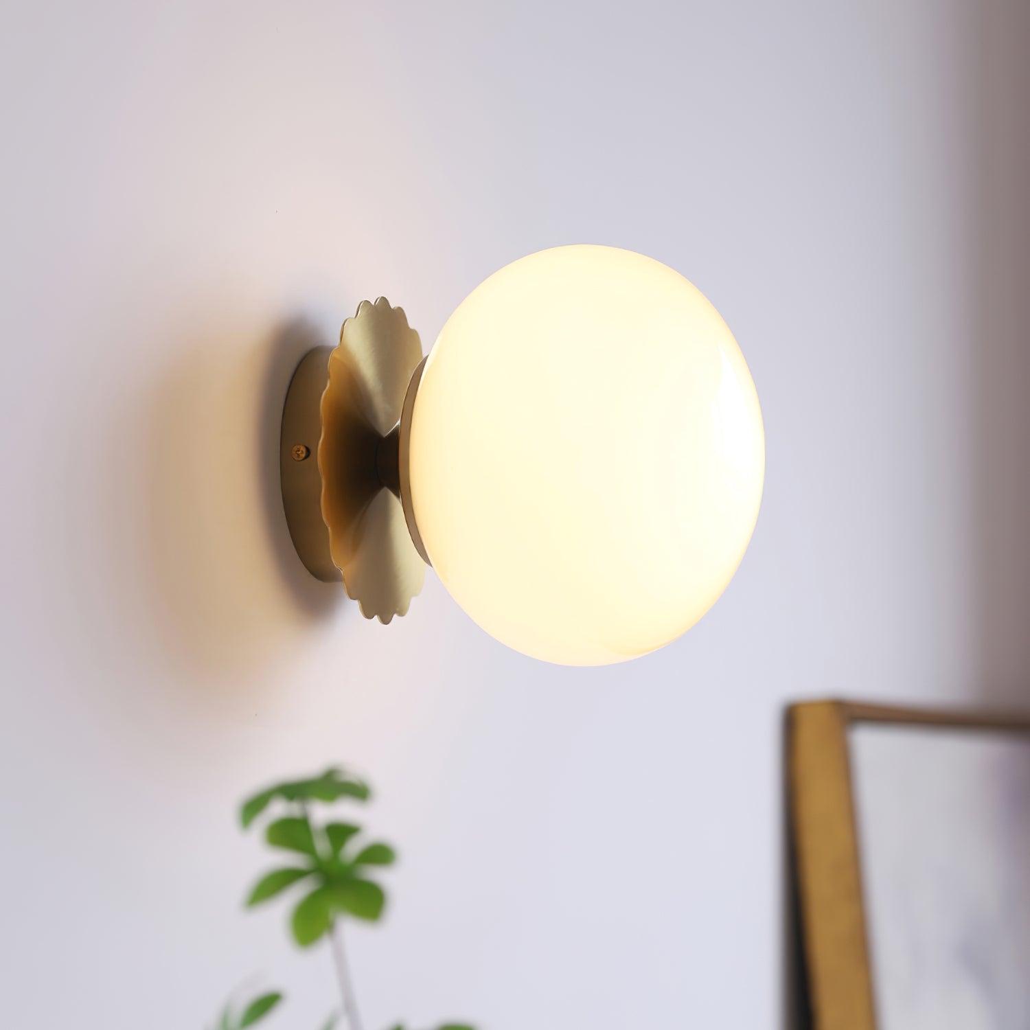 elegant-glass-and-metal-wall-lamp-for-home-and-office-decor-glaveri