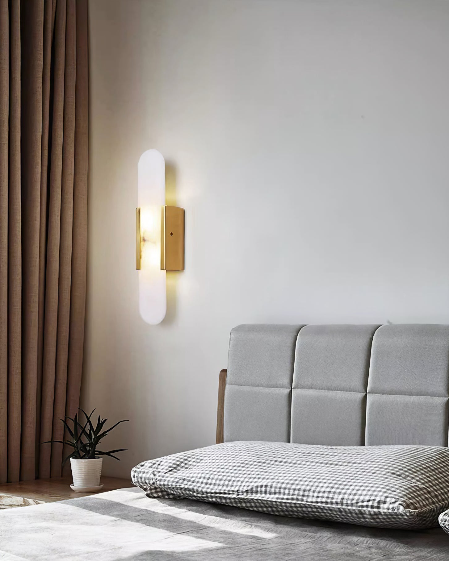 alabaster-wall-light-with-brass-accent-for-elegant-home-decor-glaveri