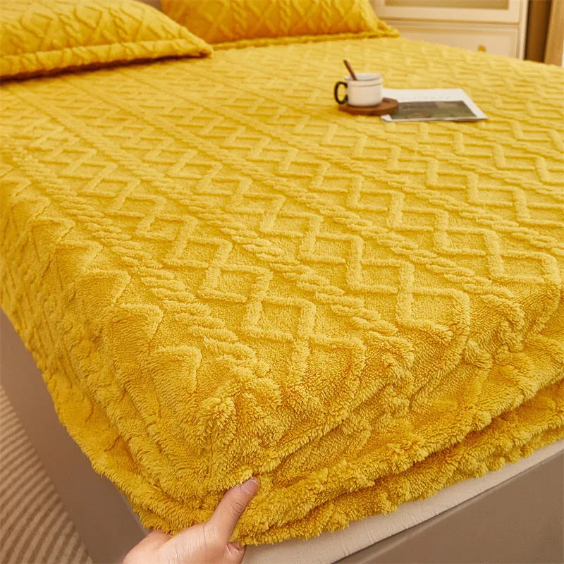 warm-winter-bedding-set-for-cozy-home-comfort-and-style-glaveri