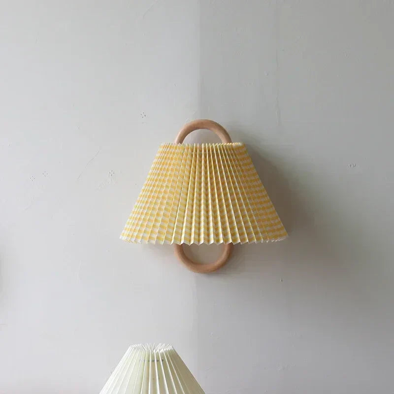 minimalist-wooden-wall-light-for-home-and-office-decor-glaveri