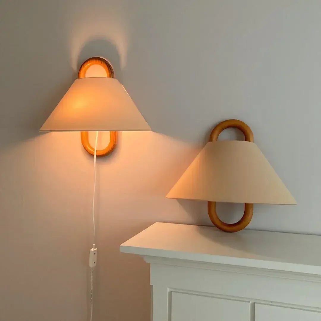minimalist-wooden-wall-light-for-home-and-office-decor-glaveri