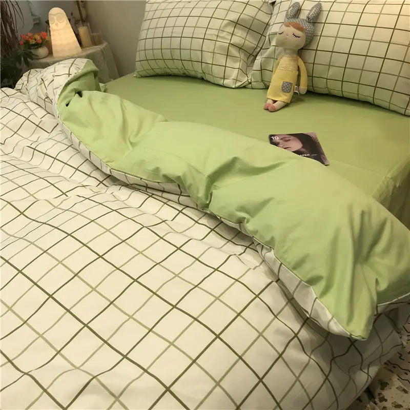 blue-flower-duvet-cover-soft-stylish-bedding-for-home-decor-glaveri