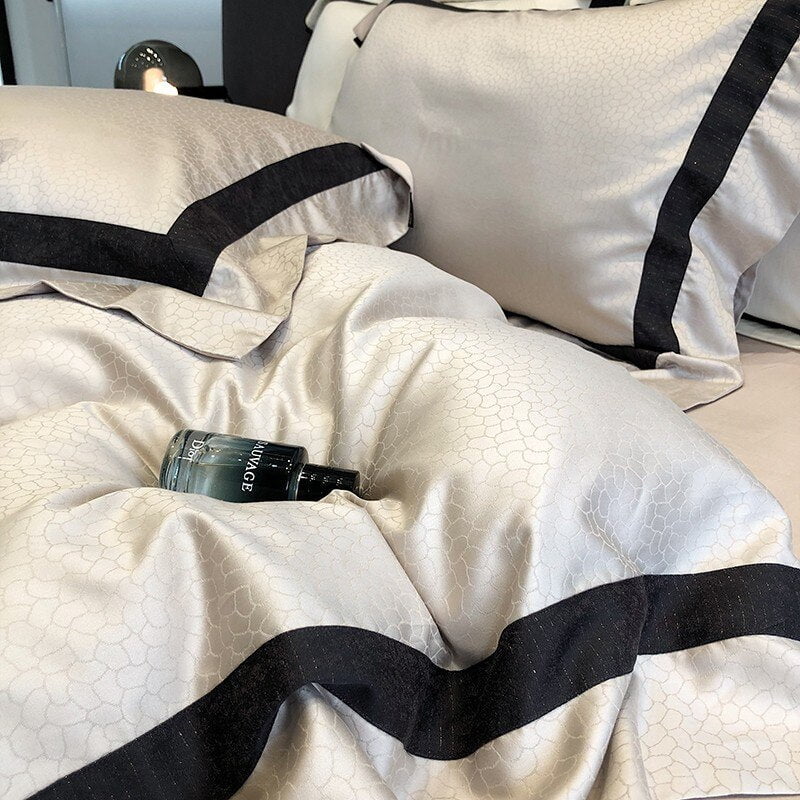 egyptian-cotton-bedding-set-for-luxurious-sleep-soft-durable-home-use-glaveri