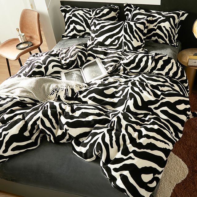 luxurious-egyptian-cotton-bedding-set-for-home-comfort-and-style-glaveri