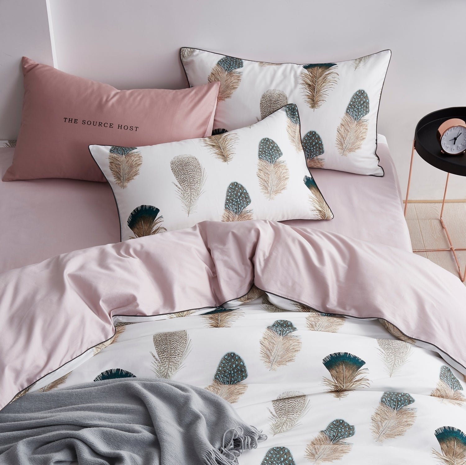 cotton-bedding-set-elegant-soft-and-cozy-for-home-comfort-glaveri