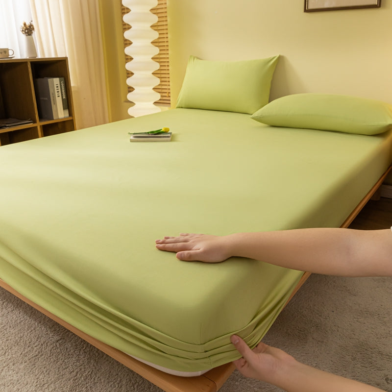 fitted-sheet-in-solid-colours-soft-elastic-bedding-for-home-comfort-glaveri