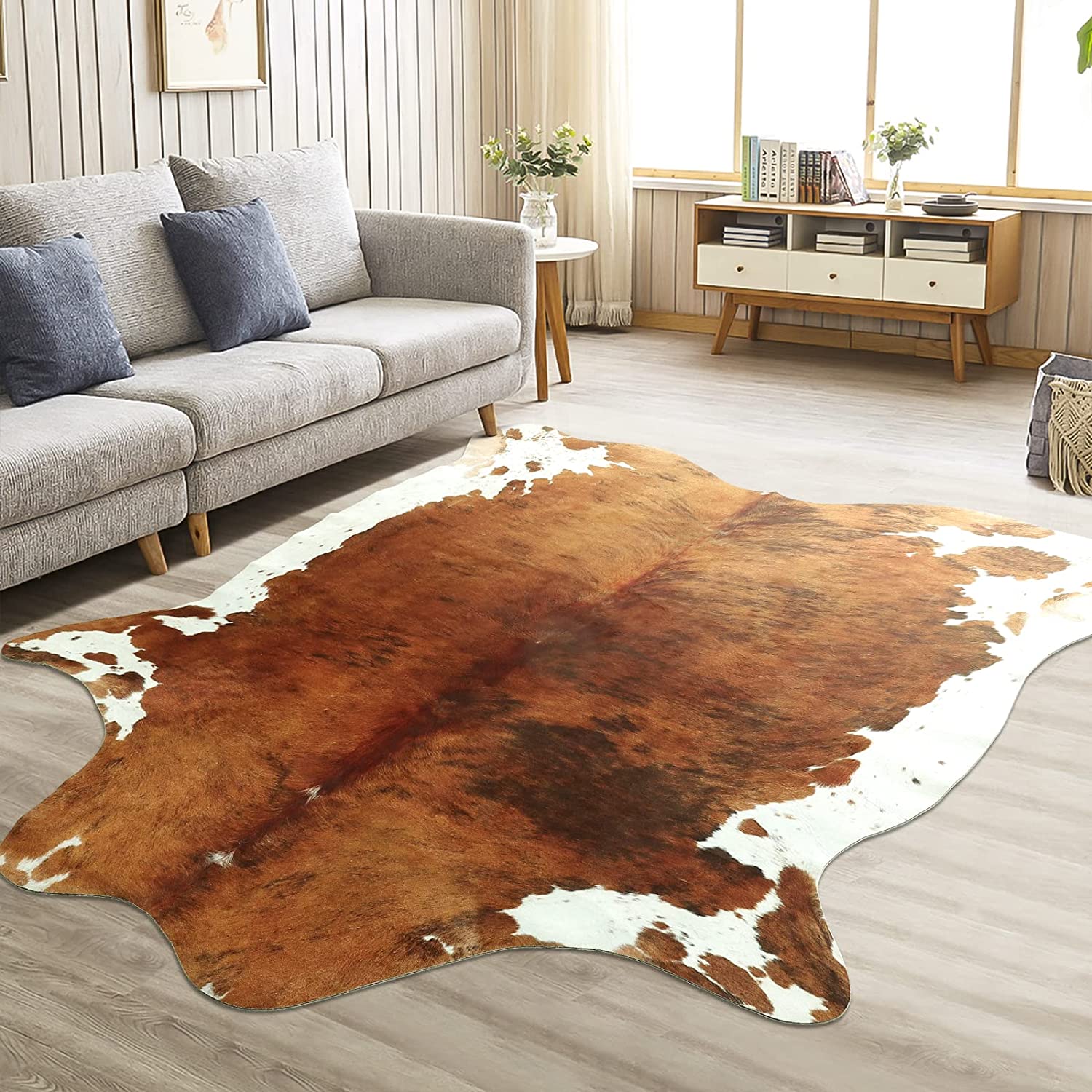 luxurious-faux-fur-area-rug-for-home-decor-and-cozy-living-spaces-glaveri
