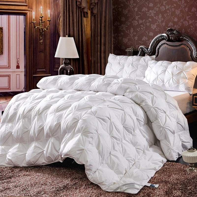 warm-bedding-for-winter-cozy-feather-comfort-for-home-and-office-glaveri